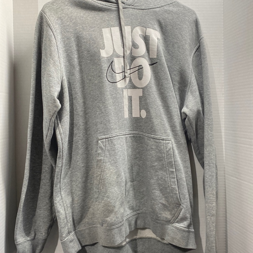 Nike hoodie size L